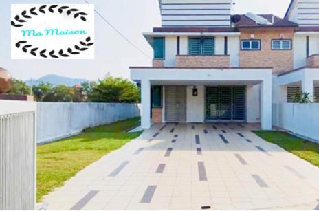 Sri Manjung Ma Maison Homestay Лумут Екстериор снимка